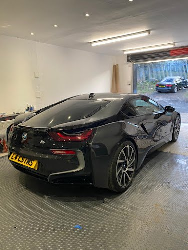 L4 Customs - Vehicle Wrapping Service - car wrapping services