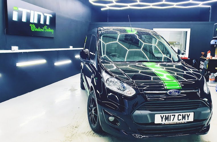 iTint Glasgow - car wrapping services