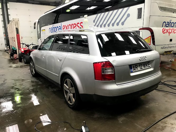 Flawless Tints - car wrapping services