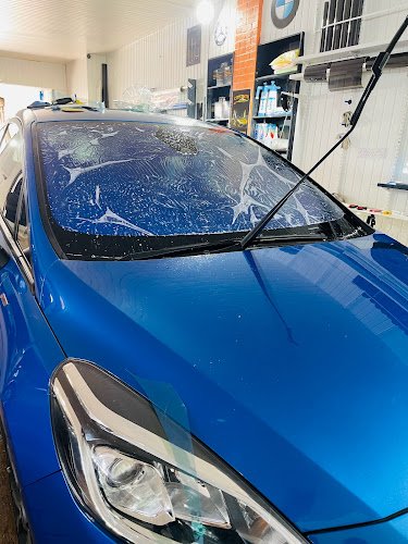 City Tints - car wrapping services